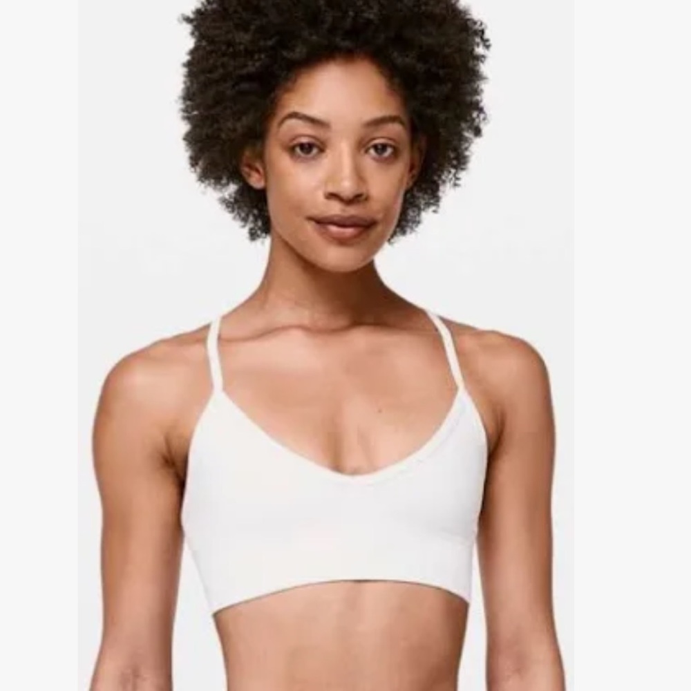 lululemon Ebb to Street Bra *light support A/B cup in white